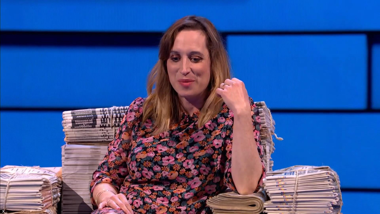 Isy Suttie 171021.mp4_snapshot_04.29_[2021.10.17_03.02.57]