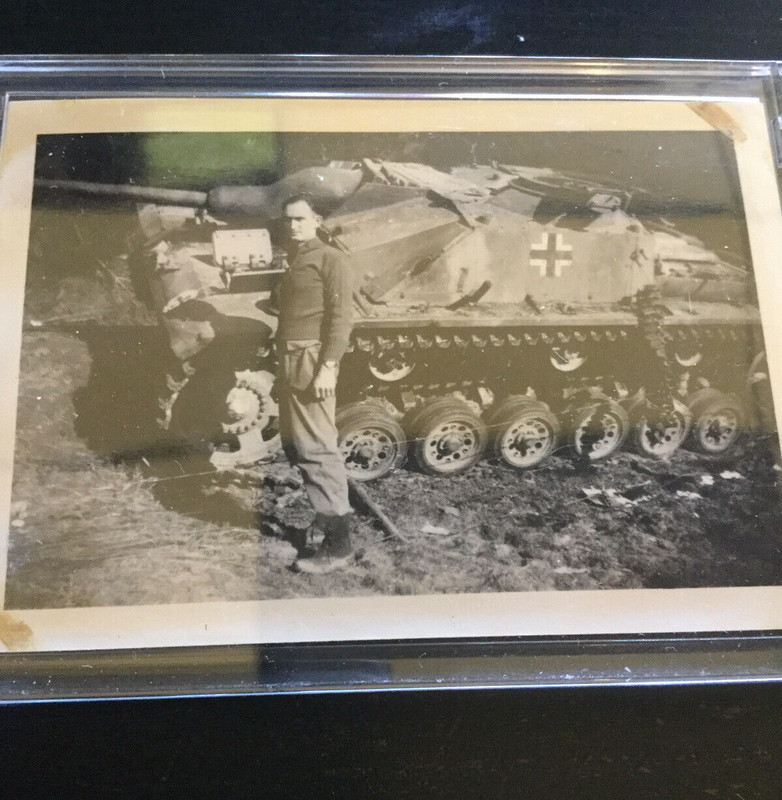 Original-Photo-Of-Captured-KO-d-German-Tank-Belgium-1945 (1)