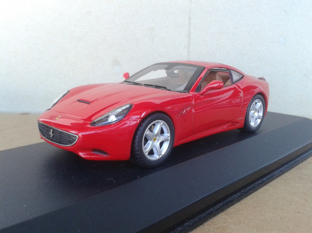 2009 Ferrari California (Hot Wheels Elite) (6)