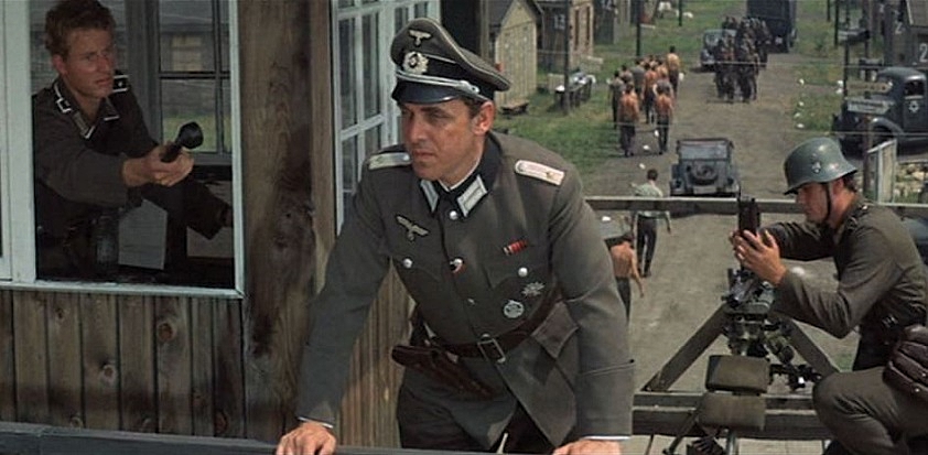 JOHN-G-HELLER-KELLYS-HEROES-1-FOTOR.jpg