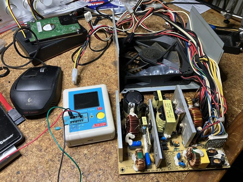 [Bild: NT400W-zerlegt.jpg]