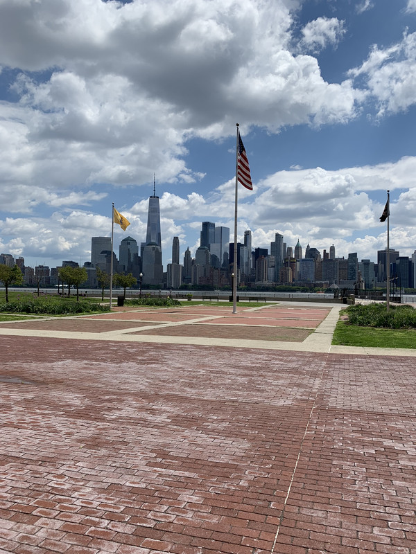 C055A6FF-293E-4A09-B343-FF1744C3AA3A