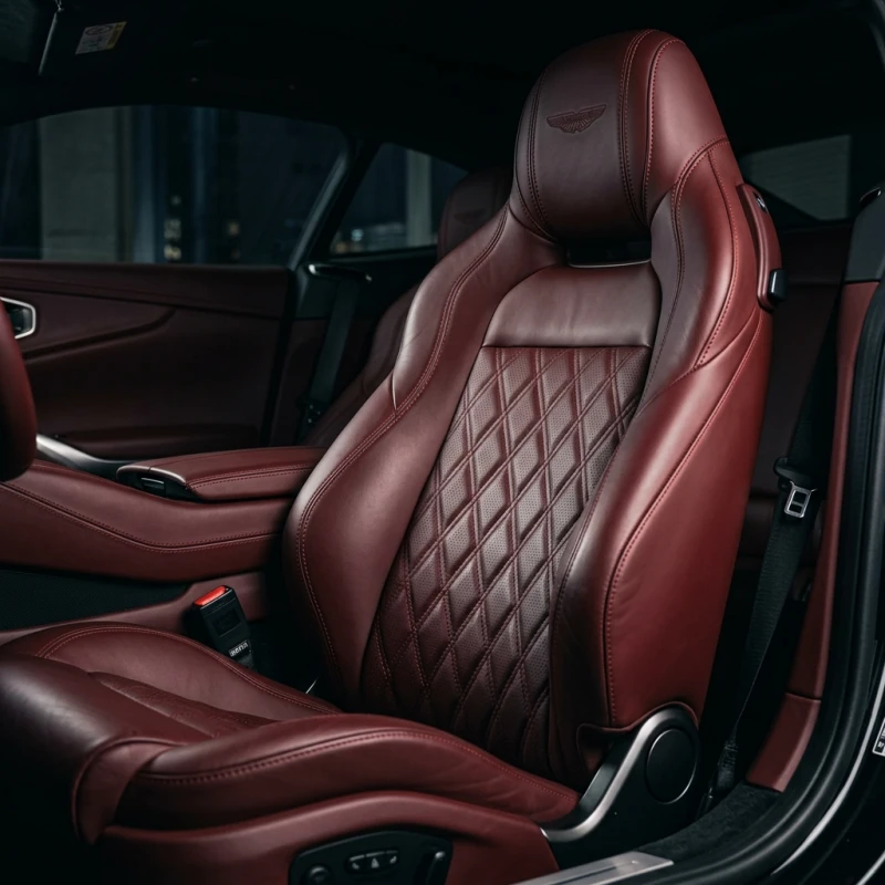 Sport seats fitted with truFIT covers