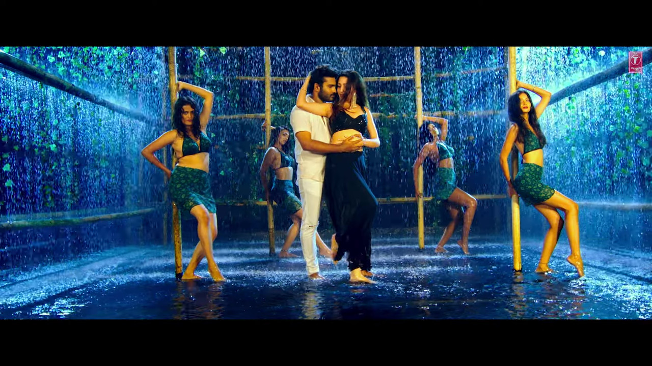 vlcsnap-2023-10-19-05h28m50s845