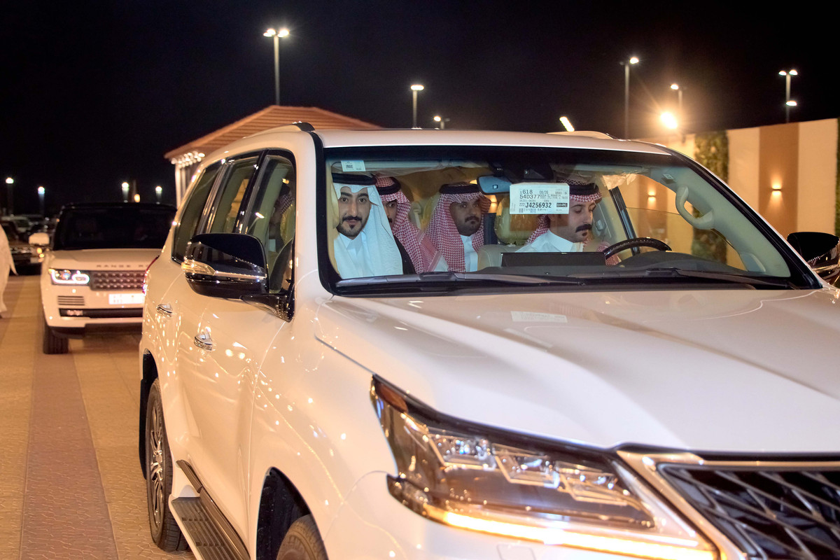 freelancers-BN7-A0448