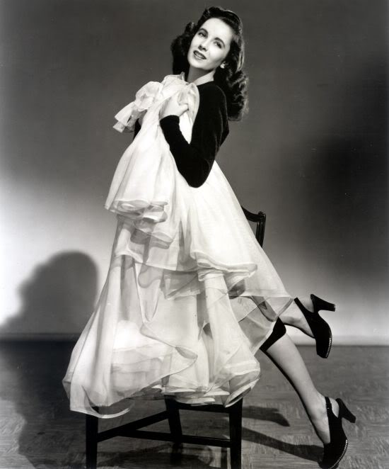 Taylor Elizabeth 766