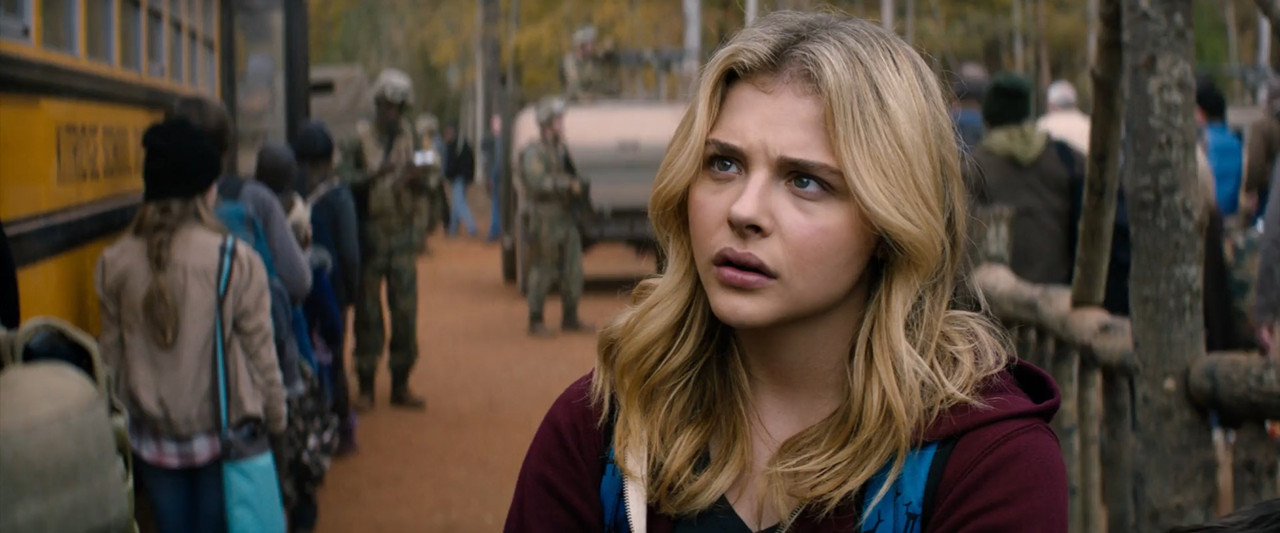 The 5th Wave 2016 BluRay [Hindi + Tamil + Telugu + English] 480p, 720p, 1080p ESub Screenshot