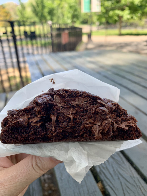 44B3560B-113E-4E44-B5A9-9B7773FD1862