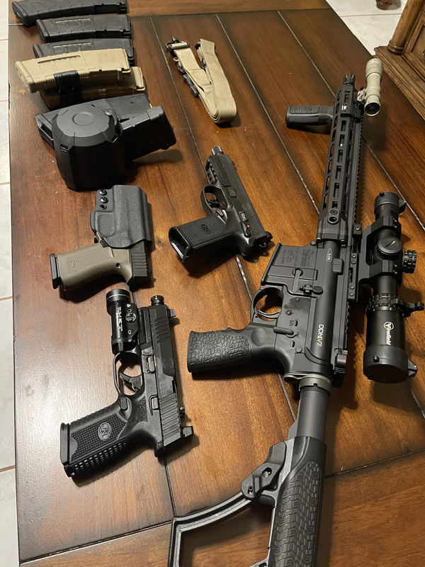 E8B009DF-3B26-49B3-A6EA-84AF35C6D47E