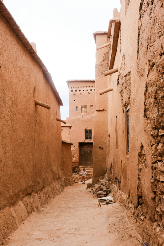 Traditional alley inside Aït Benhaddou