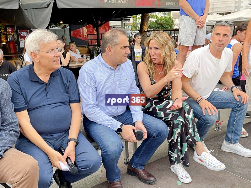 , Tsatoumas Street Long Jump: &Theta;έ&alpha;&mu;&alpha; &kappa;&alpha;&iota; &kappa;&alpha;&lambda;έ&sigmaf; &epsilon;&pi;&iota;&delta;ό&sigma;&epsilon;&iota;&sigmaf; &sigma;&tau;&eta;&nu; &kappa;&epsilon;&nu;&tau;&rho;&iota;&kappa;ή &pi;&lambda;&alpha;&tau;&epsilon;ί&alpha; &Kappa;&alpha;&lambda;&alpha;&mu;ά&tau;&alpha;&sigmaf; (&Epsilon;&iota;&kappa;ό&nu;&epsilon;&sigmaf;)