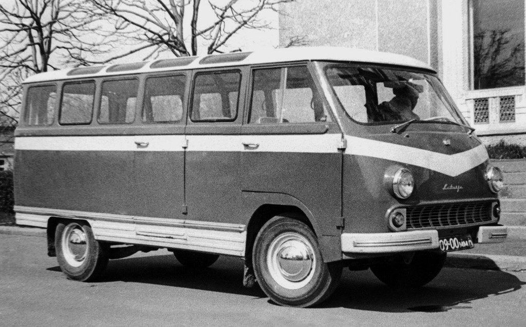 РАФ-977Д Латвия (1961-68)