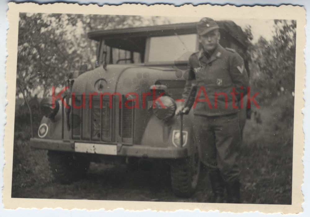 Foto Luftwaffe Rumänien Balkan Front 1943 Flugzeug Emblem PKW St