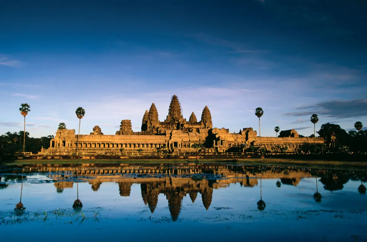 Angkor-Wat-temple-complex-Cambodia