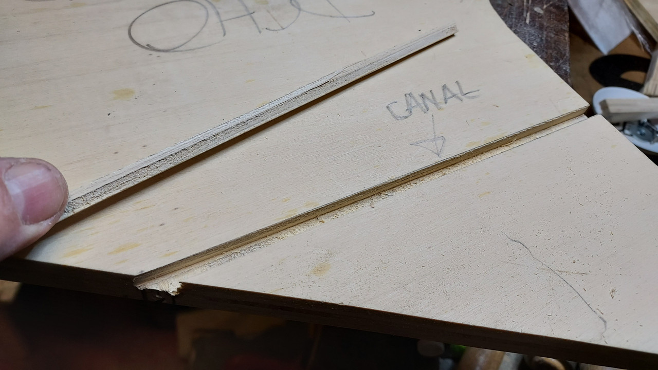 D939B366-13A6-411F-A4EC-DFCEBC044B3F