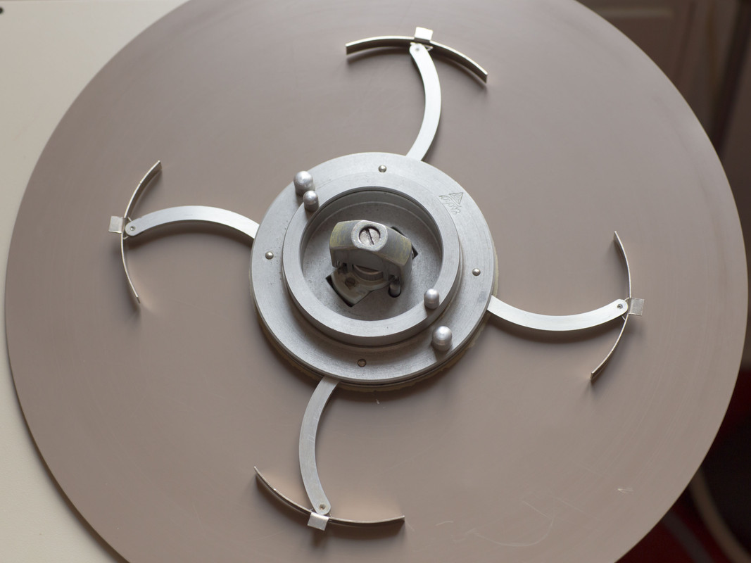 [Bild: R47-DDR-Wickelretter-Katastrophenbobby-2.jpg]