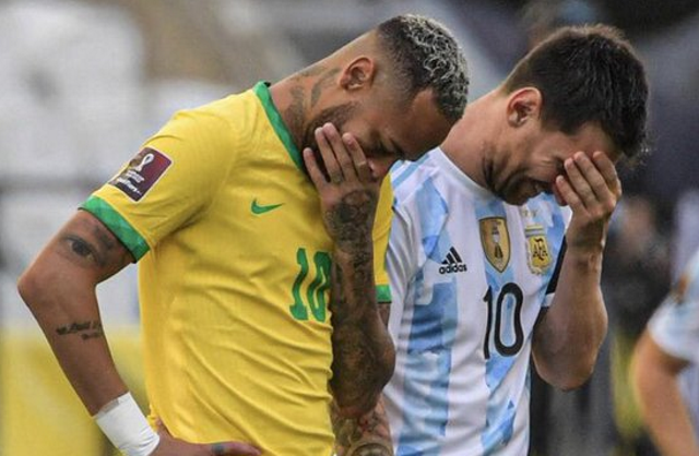 Increíble! Suspenden juego Brasil vs Argentina tras interrupción en la cancha de autoridades sanitarias para deportar jugadores Neymar-messi