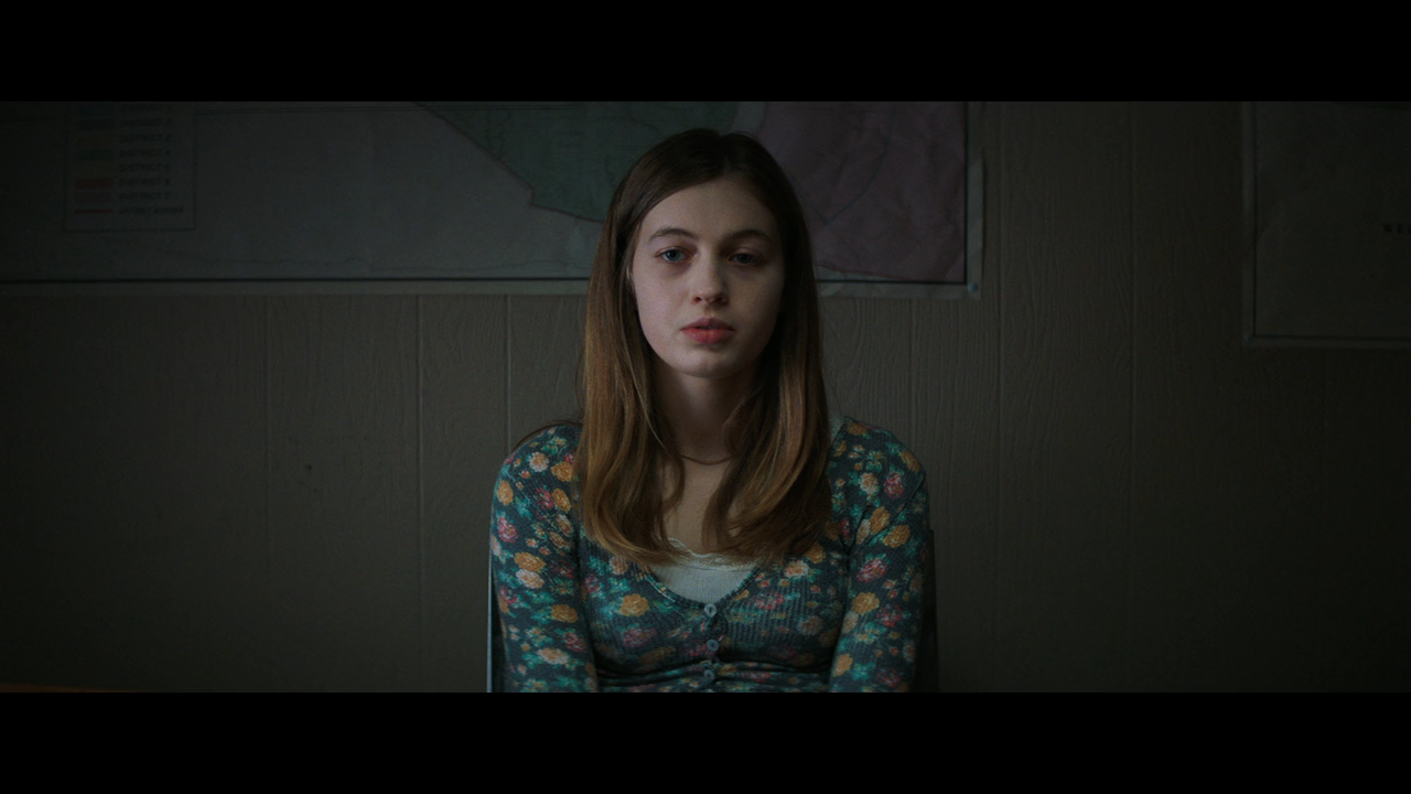 Fear.Street.Part.1.1994.2021.iTALIAN.MULTI.1080p.WEB.H264-MeM.mkv_snapshot_01.29.28_[2021.07.03_12.1