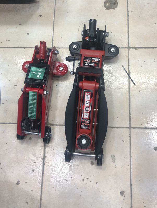 E5618BC0-9E31-4ACC-8324-01611377FE50