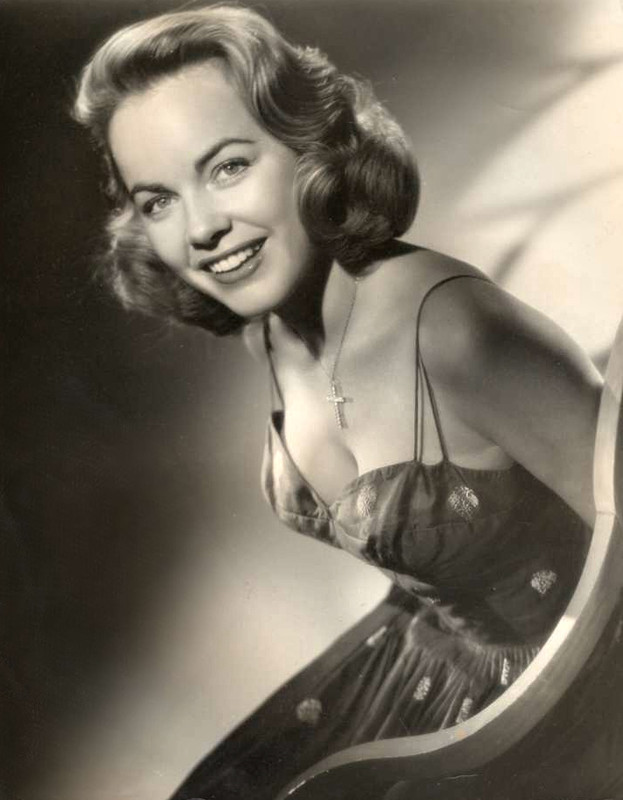 terry_moore_a31
