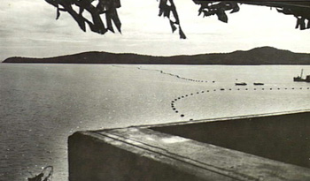 portmoresby_boom_awm071484
