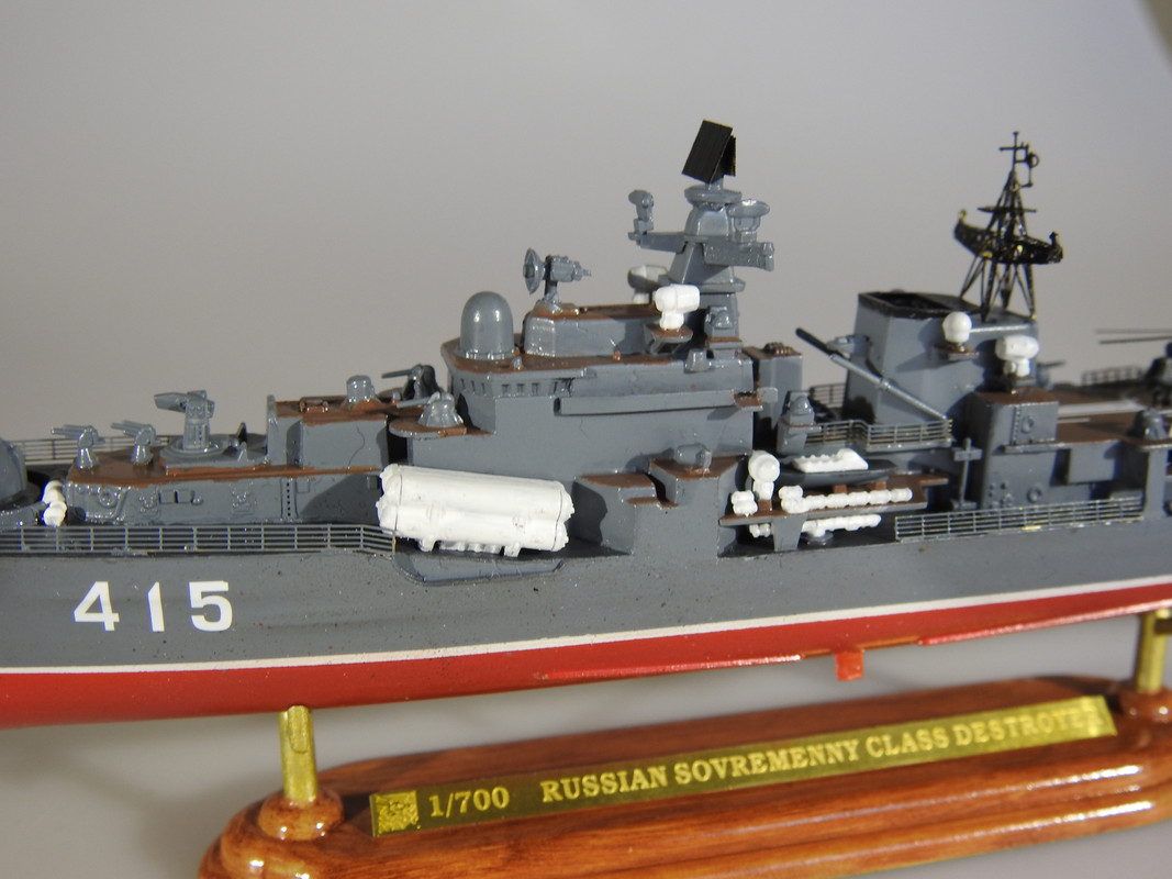 Russian Sovremenny Class Destroyer, 1/700 Dragon -klar DSCN3812