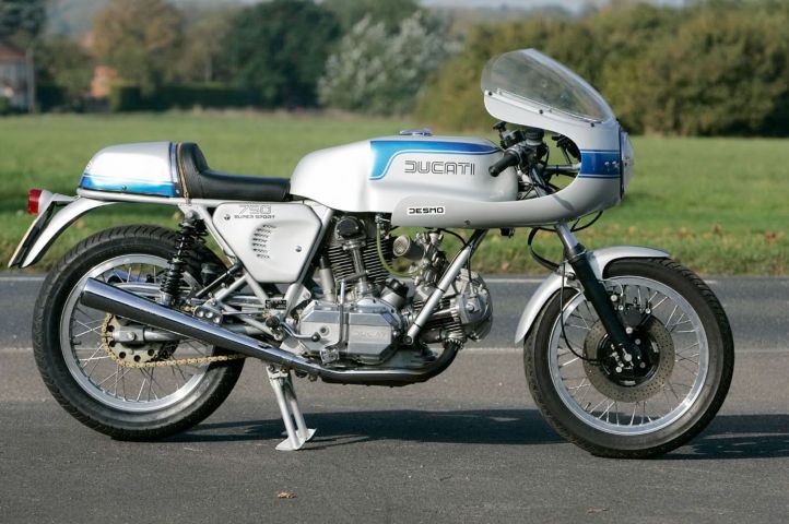 950E064F-EF26-421F-9C7A-B5D227D4F43D