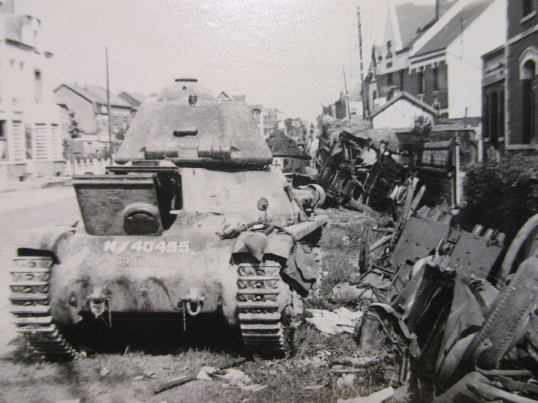 TANK PANZER BEUTEPANZER Feldzug zerstört Beute