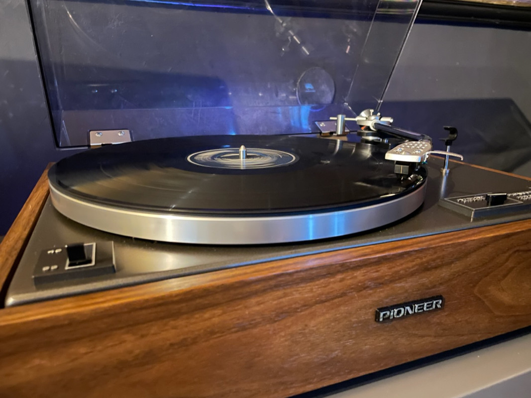 C4EAE3DF-7140-4DE3-AC82-B17F255E9832