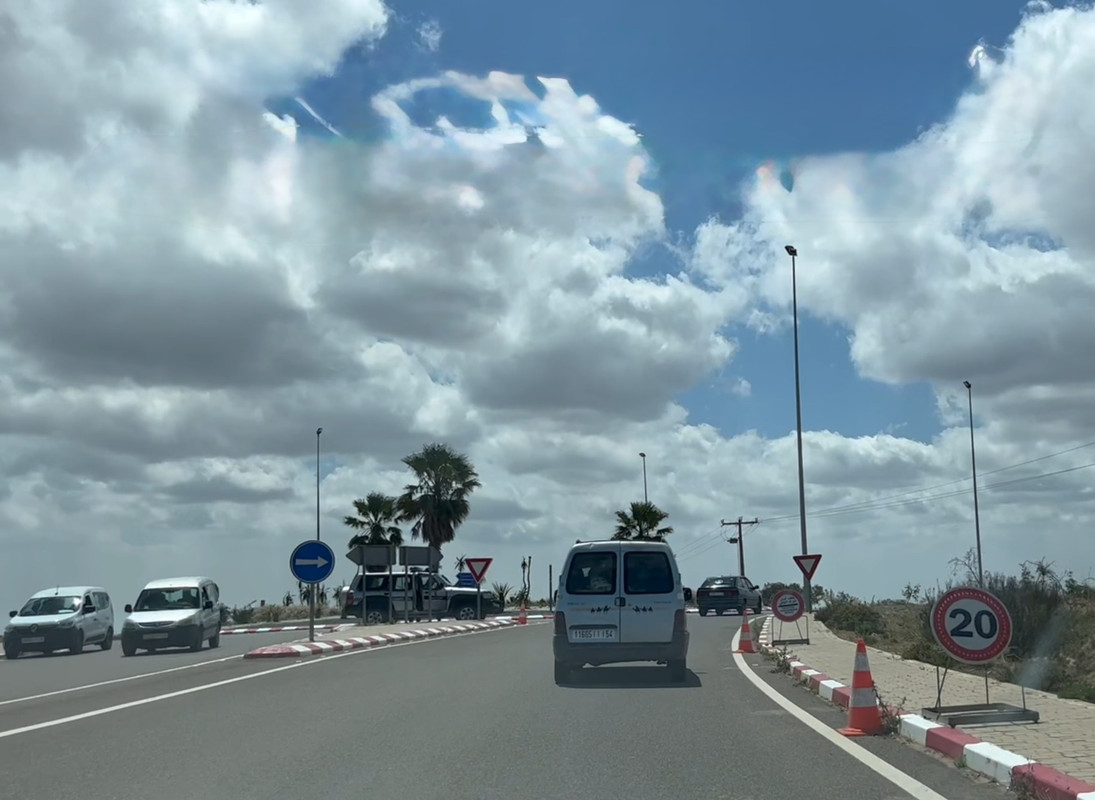Al volante en Marruecos, Coche-Marruecos (26)