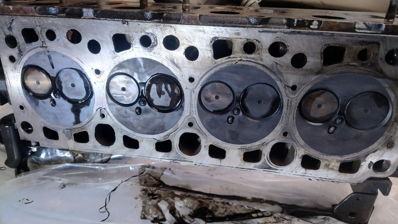 Tapa cilindros focus