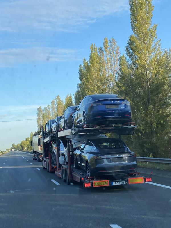 9C19237D-F48F-4120-B93E-A9436670763A