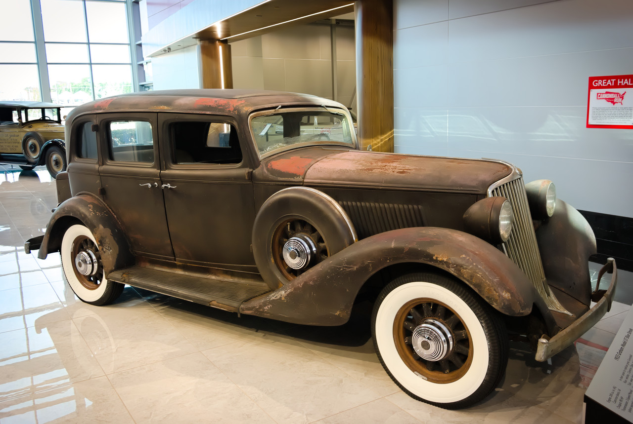 1933 Graham Model 57