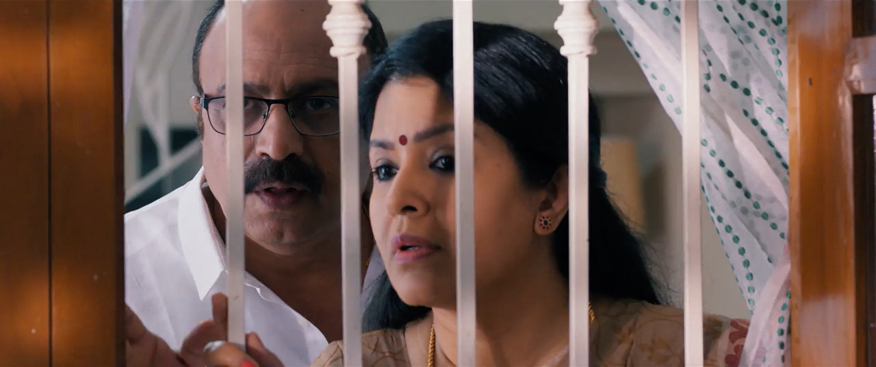 Varalaru Mukkiyam 2022 WebRip [Hindi + Tamil] 480p 720p ESub Screenshot