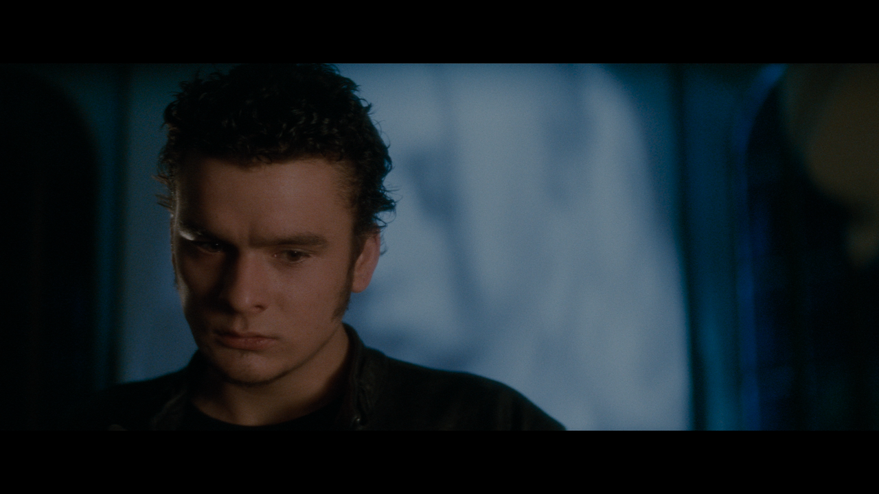 Lost Highway (4K).mkv_snapshot_01.43.50.432