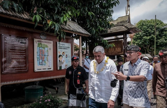Sekjen UNWTO Zurab Pololikashvili dan Sandiaga Uno mengikuti field trip di Desa Wisata Penglipuran, Rabu (28/9/2022).