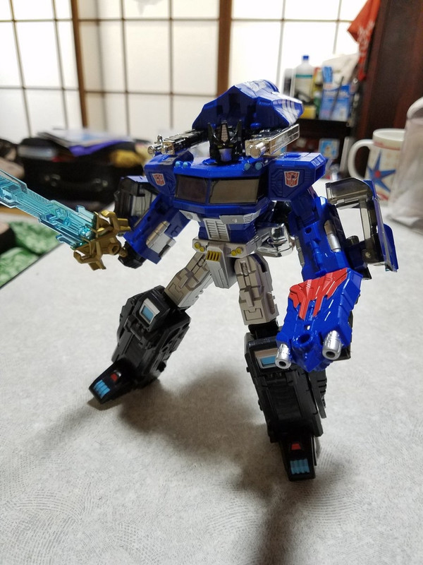 E-Hobby LG-EX Magna Convoy - In Hand Images Of D