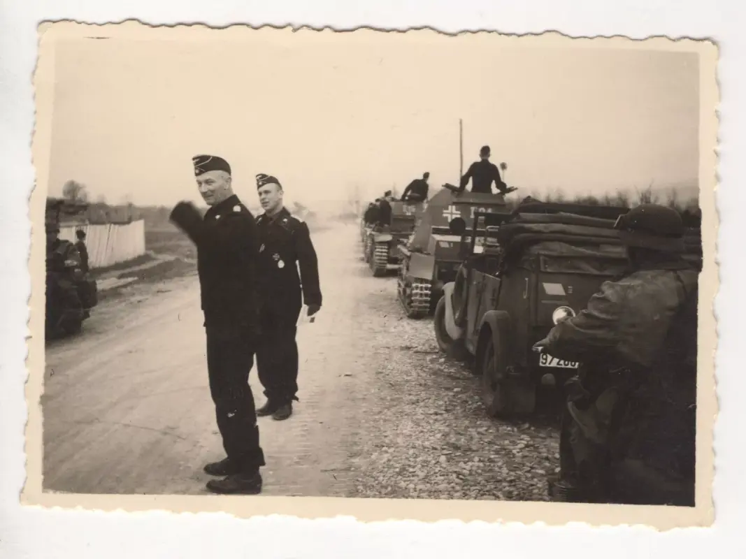 Foto Technik Panzer Kollone Oberst Johannes Streich Kdr. Pz.Rgt.15 Rumänien 1941