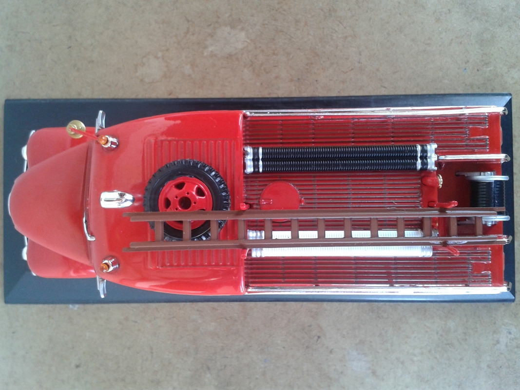 1964 Ebro B45 Antyfire “Bomberos de Tarazona” (Ixo-nº 17 Camiones y Vehículos de Bomberos) (17)