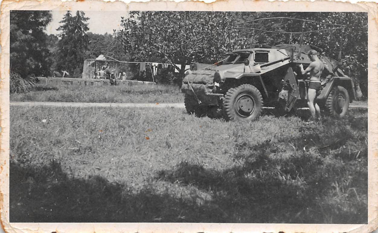Panzerfunkwagen Sd. Kfz. 260 große Wäsche Sainte