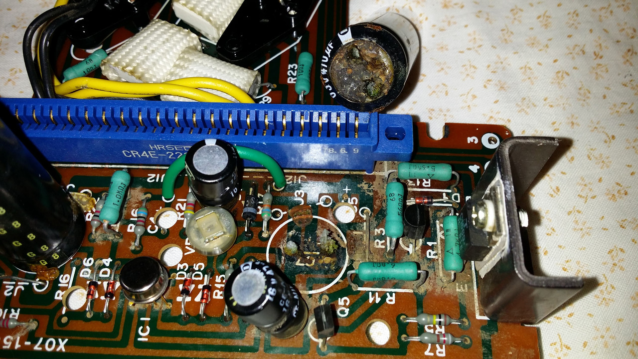 Kenwood L-07M II Mother PCBs corroded electrolyt