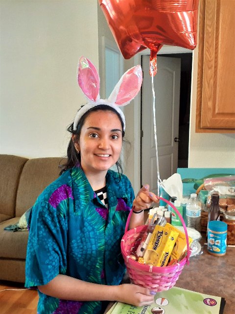 Lesly-Easter-2020.jpg