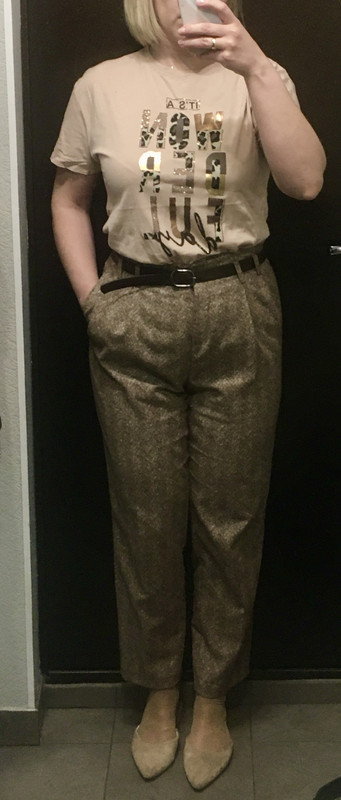 E1695216-9D4C-4F23-B623-A83B203869C1