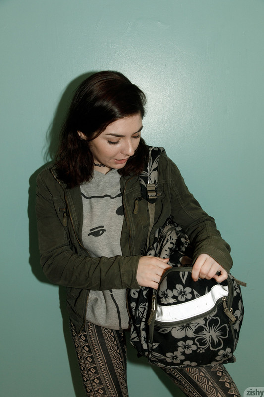 full_003_0639071933371027