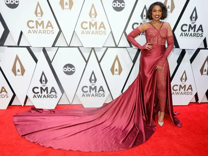 ennifer Hudson’s Red Carpet 