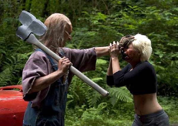 Wrong Turn 2: Dead End (2007) Wrong Turn 2: Dead End (2007)