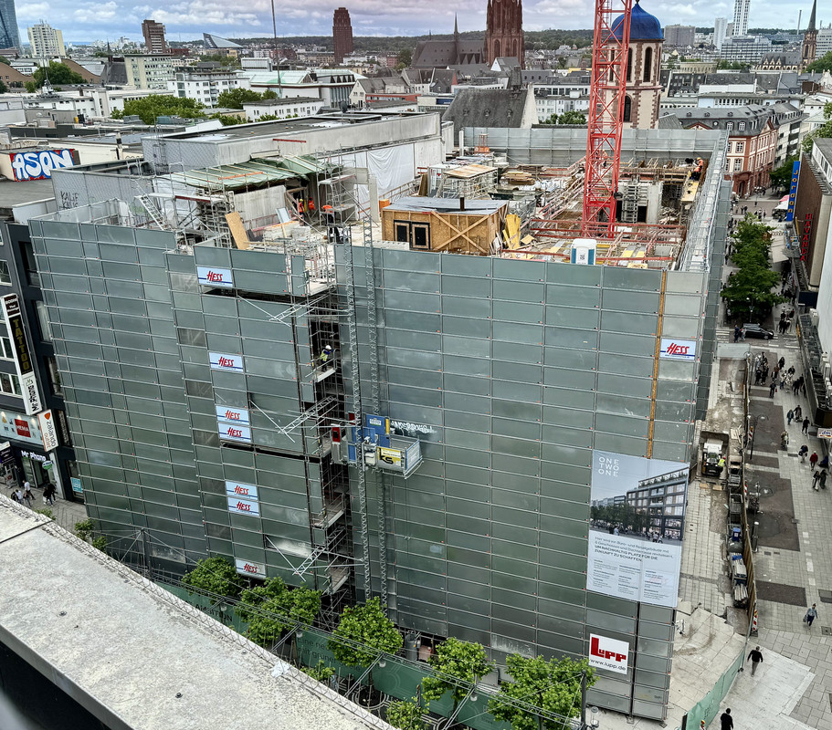 7FECDBB1-C46D-4D2A-973F-8986D26EA059_1_201_a