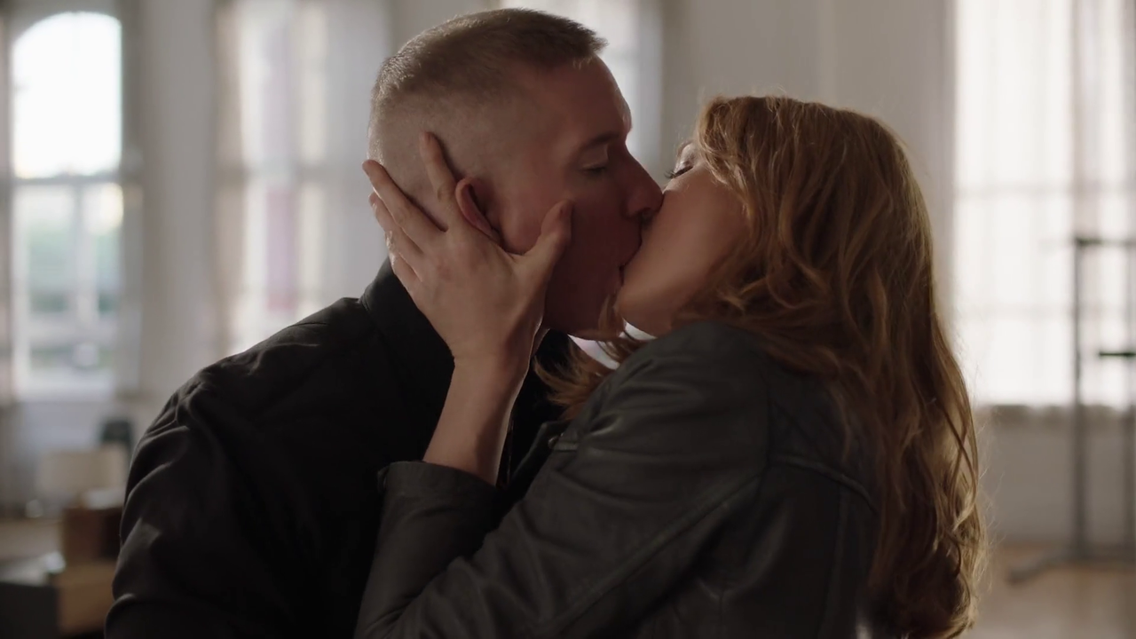 vlcsnap-2025-04-15-21h09m38s751