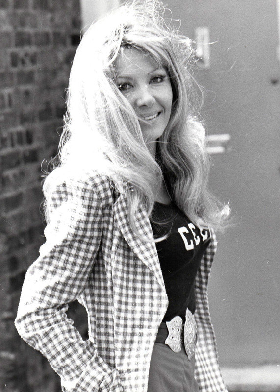 ingrid_pitt_b60