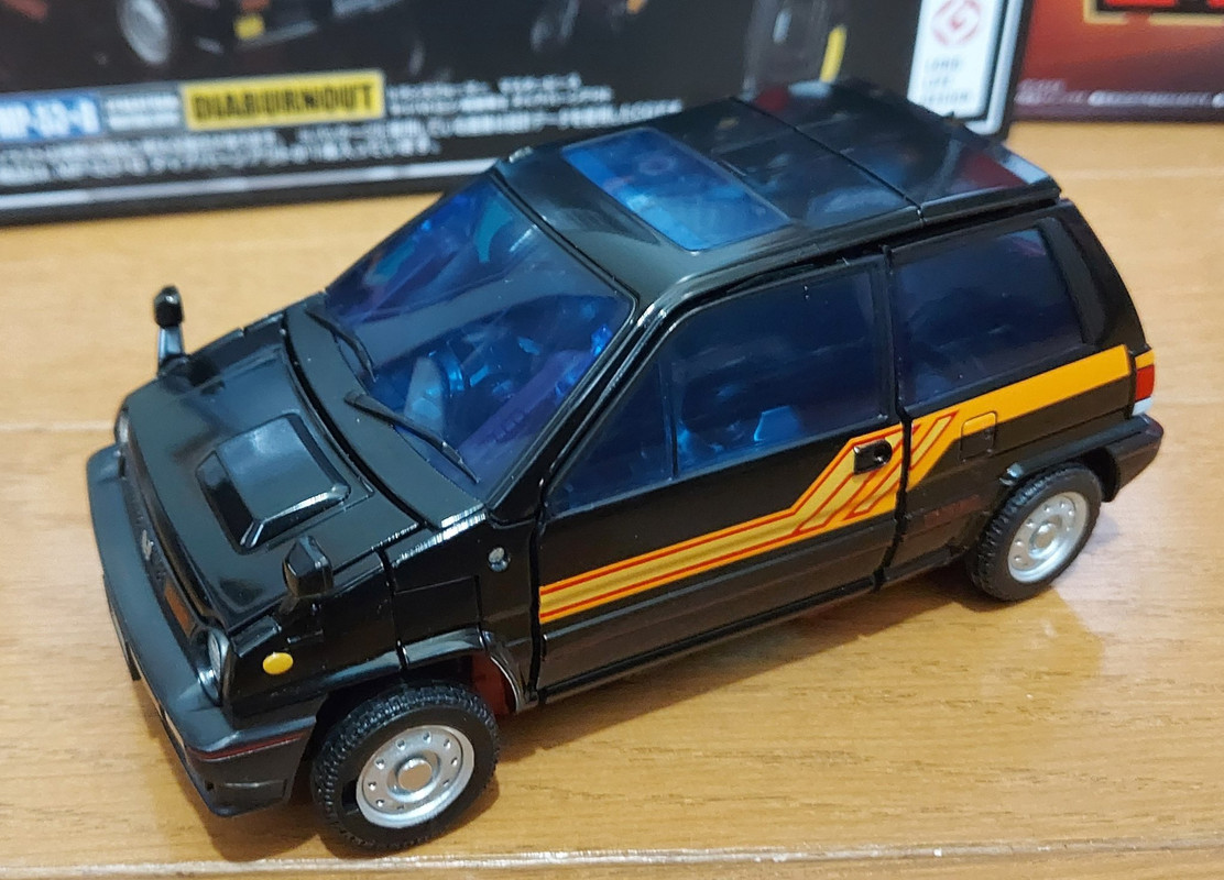 Masterpiece-MP-53B-Dia-Burnout-28